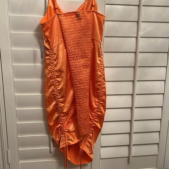NWT WILD FABLE Women's Orange SATIN DRESS MEDIUM Mini Ruched Bodycon - Picture 5 of 8